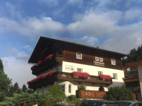 Гостиница Frühstückspension Alpenrose Bed & Breakfast  Iselsberg-Stronach